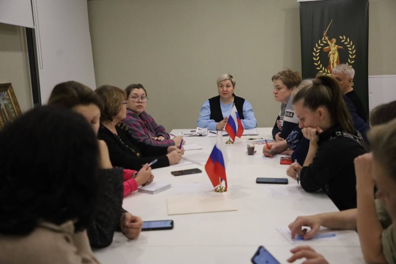 В Серпухове проинформировали о налоговых льготах для участников СВО