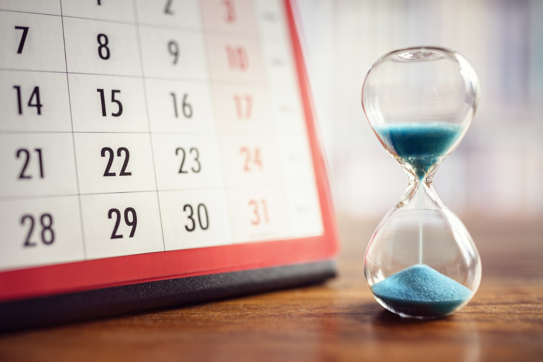 Уплатить налог по патенту, действующему до конца 2025 года, следует не позднее 29 декабря