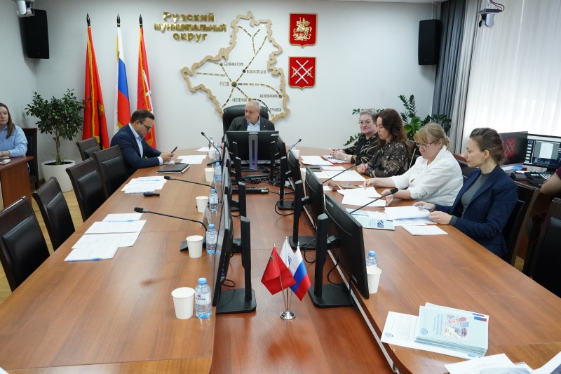 Вопросы снижения налоговой нагрузки и развития бизнеса обсудили на встрече с предпринимателями